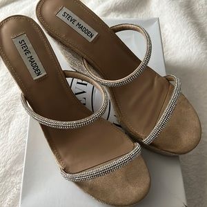 Womens wedge bling strapy sandals